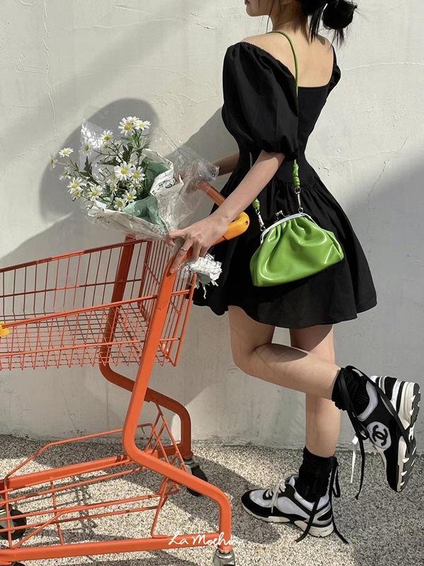 澎袖蘿莉風短洋裝